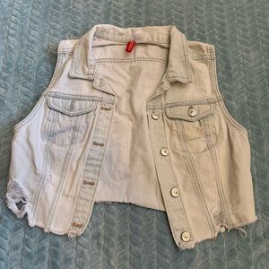 Light wash jean vest
